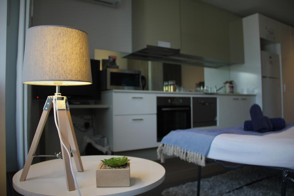 Melbourne Cbd Studio Aparthotel Bagian luar foto